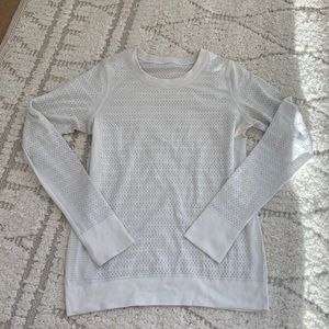 Lululemon Long Sleeve Size 4
